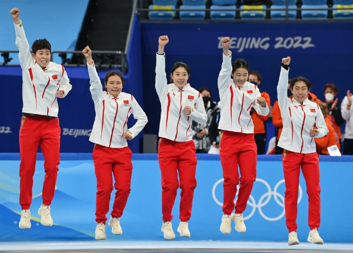 短道速滑女子3000米接力决赛中，韩国队首棒抢跑是策略，你对此怎么看？