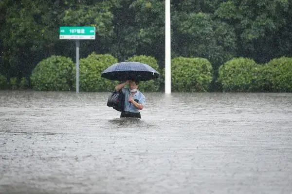 北方高温何时退？南方雨何时停?？这到底啥时候是个头？