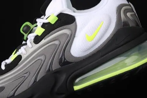 Nike air max 270适合跑步吗？