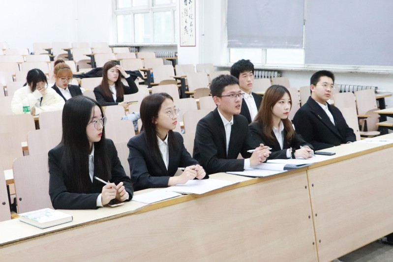 学生会外联部面试自我介绍词