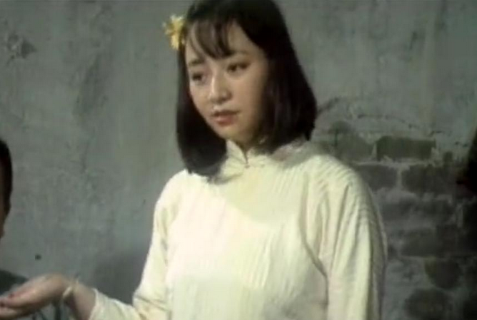 求《月牙儿》1986年百度云资源,宋丹丹主演的