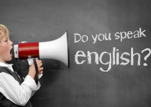 Can you speak English和Do you speak English的区别是什么？