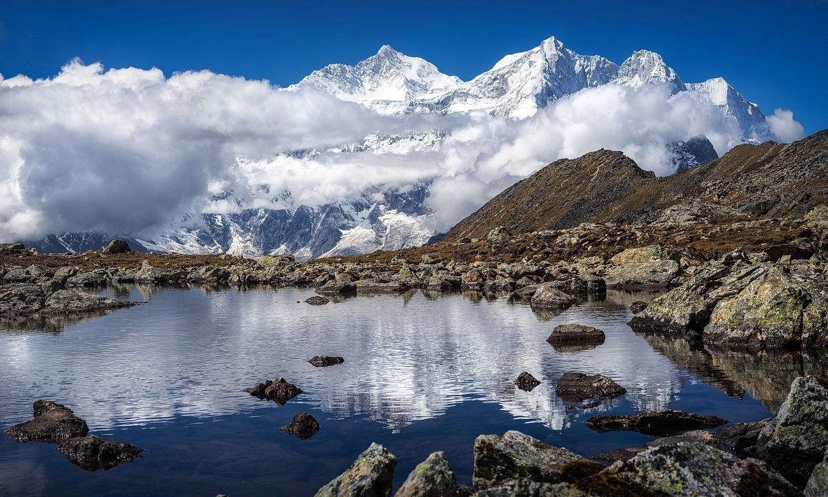 世界上最高的山峰的排名前5名