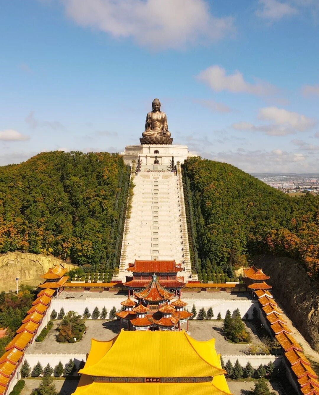 求吉林省旅游景点排名，哪些比较值得去？