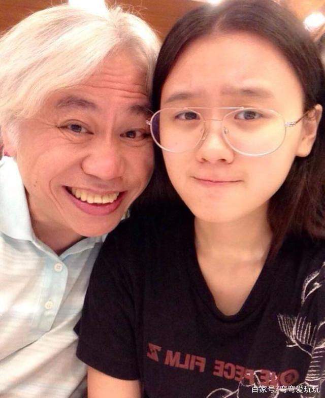 7年前爷孙恋轰动一时，7年后女孩儿林靖恩已无纯真笑容，发生了什么？